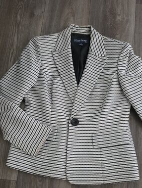 Evan Picone Black & White Striped Single-Button Blazer
